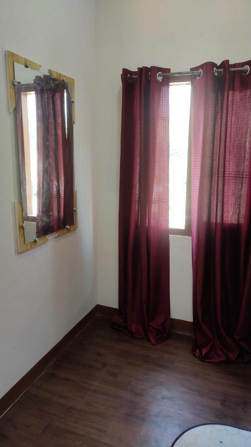 The Prasher Lodge Mall Road Manali المظهر الخارجي الصورة
