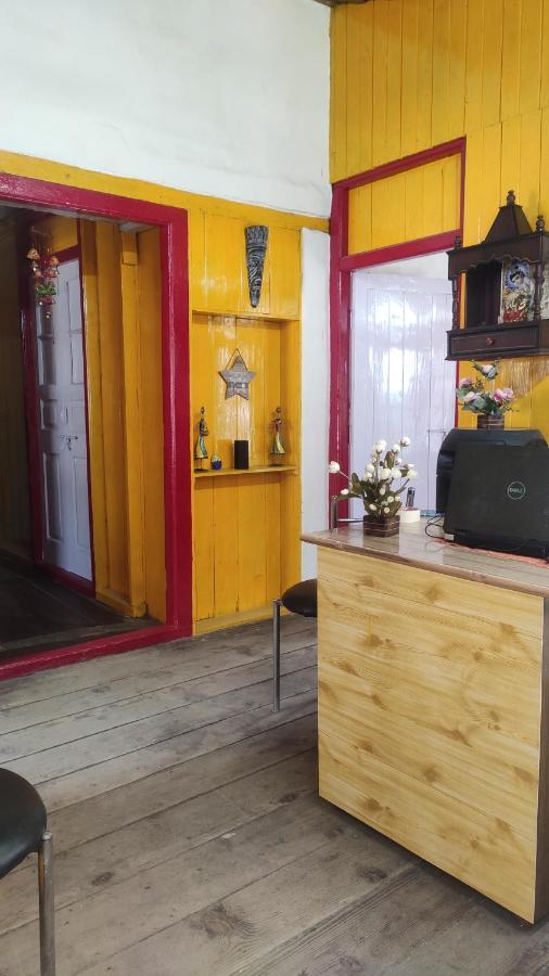 The Prasher Lodge Mall Road Manali المظهر الخارجي الصورة